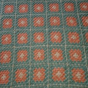 Vintage Handmade Crochet Blanket 68"×52"